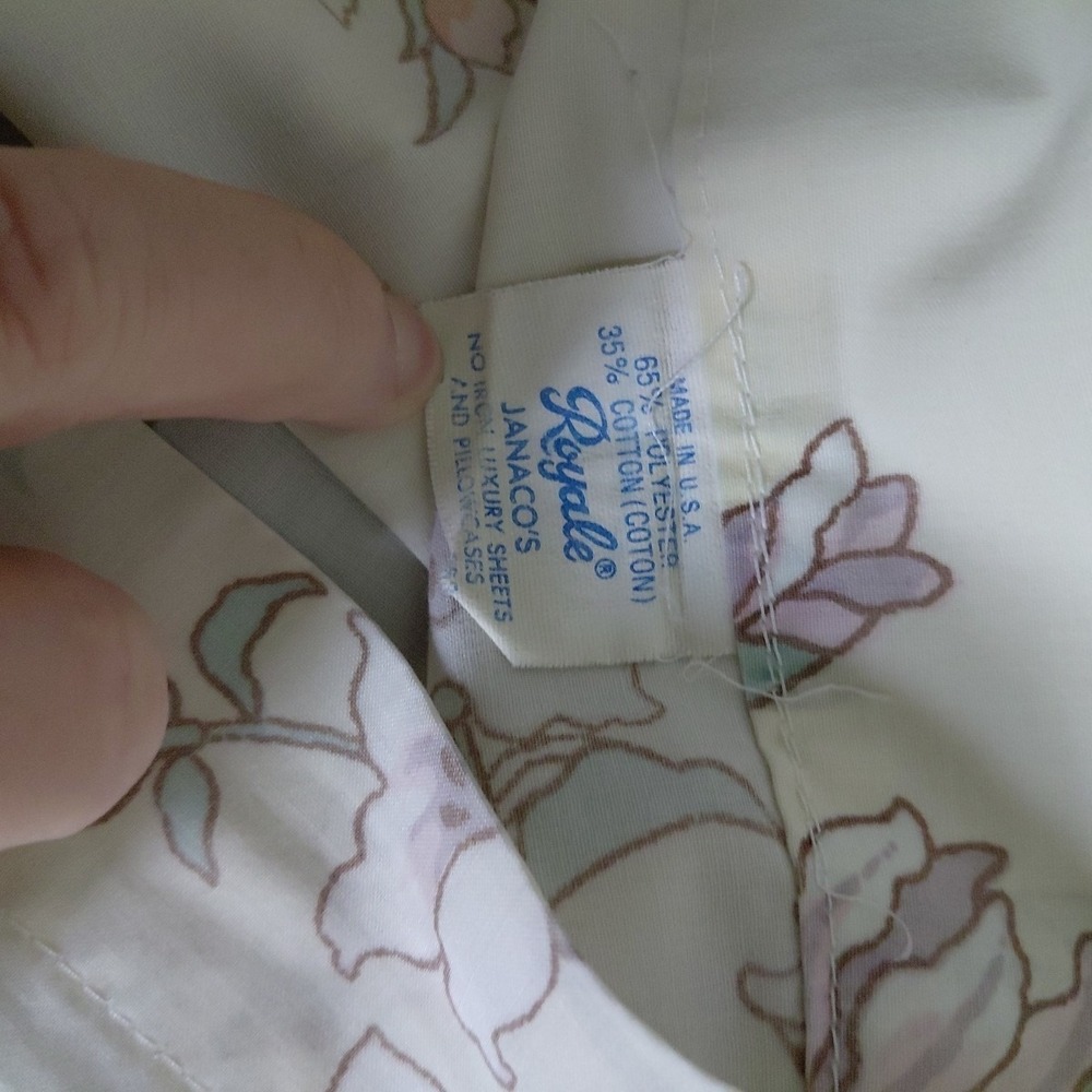 VTG JANACO'S Standard Pillowcases 2 Floral Royal Peach White Cottagecore Prairie - Picture 5 of 5